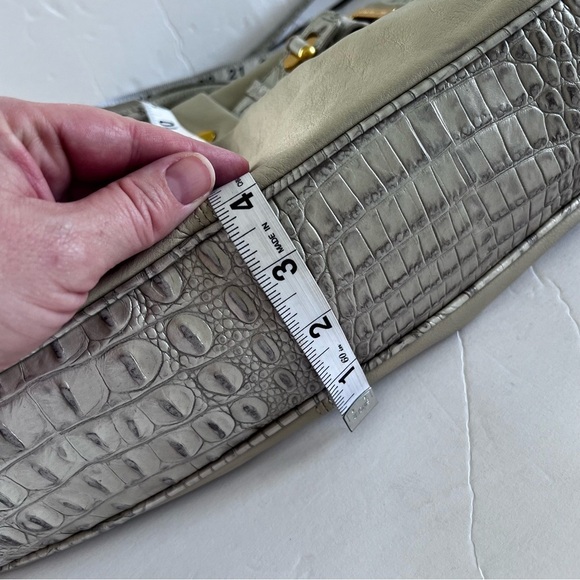 NWT Vintage Brahmin Top Handle Satchel in Cream and Gold Croc Detail - Picture 10 of 14